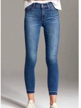 Aritzia Denim Forum The Nico Mid Rise Skinny Crop Jeans 27 Medium Lagoon